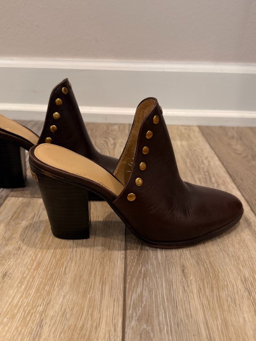 Michael Kors Brown Leather Gold Studded Heel Mule Clogs 7M